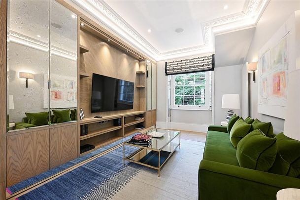 5 bedroom end of terrace house to rent - Photo 1