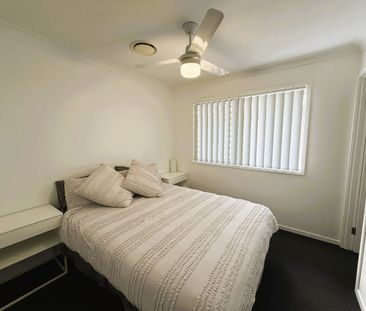 Modern Family Living with Low-Maintenance Lifestyle and Great Locat... - Photo 4