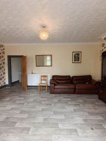 £875 PCM, Furnished Two Bedroom First Floor Flat in Chepstow Road, Maindee, Newport, NP19 8EL - Photo 5