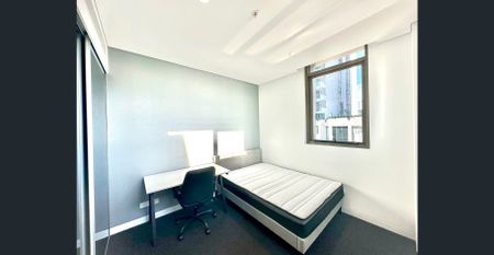 Townhouse with Private Internal lift - Photo 3