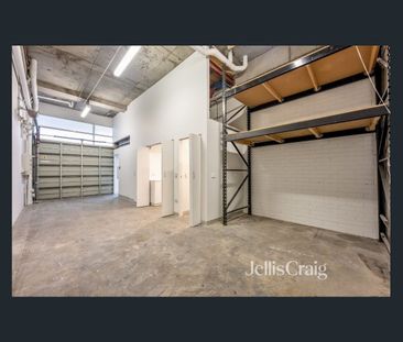 Executive Living! - Photo 4