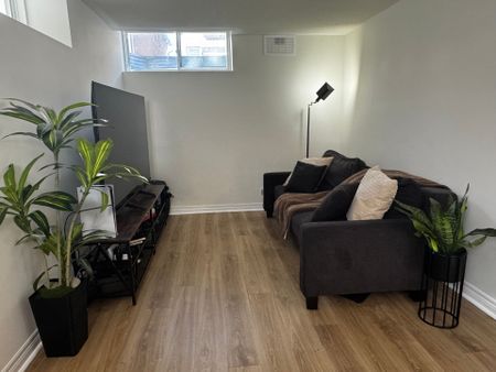 For Lease - 3925 Lodi Road Unit# Lower, Burlington, Ontario - Photo 5