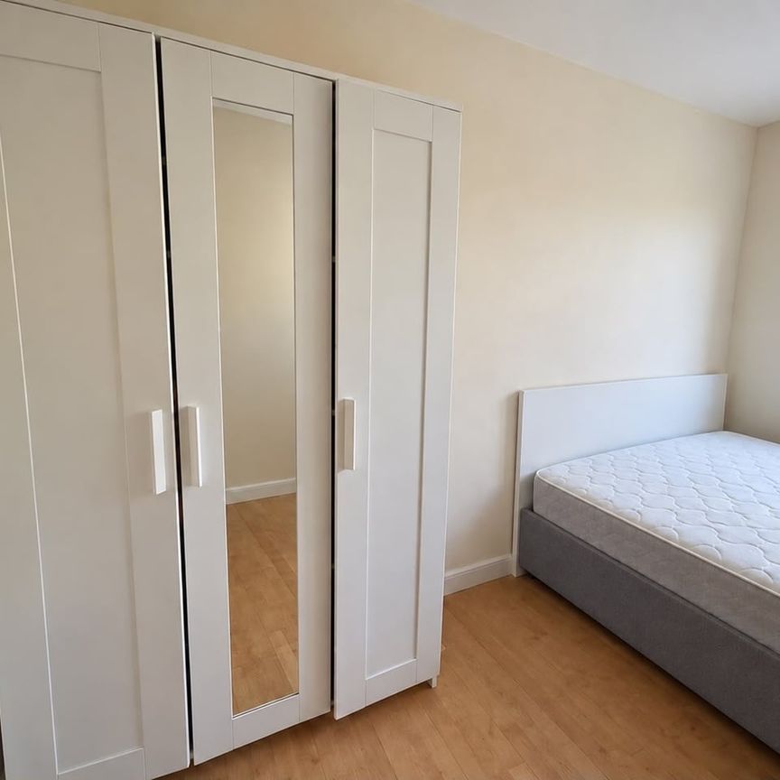 Room in a Shared Flat, Westbourne Park Villas, W2 - Photo 1