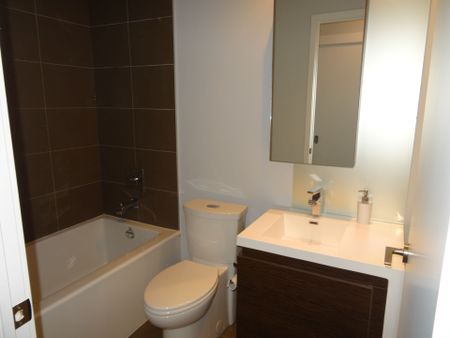 For Lease - 1030 King Street Unit# 453, Toronto, Ontario - Photo 5