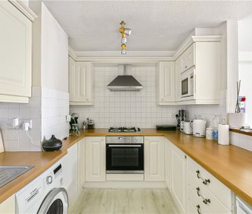 St. John’s Avenue, Putney, SW15 2AA - Photo 6