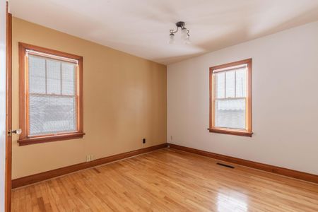 For Lease - 412 South Pelham Road, Welland, Ontario - Photo 4