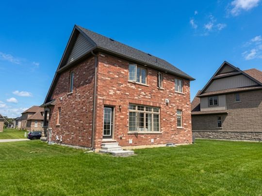 For Lease - 6 Larissa Park Drive, Quinte West, Ontario - Photo 1