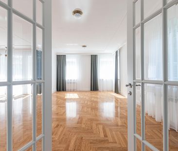 Warszawa, Wilanów, Warszawa, Wilanów - Zdjęcie 1