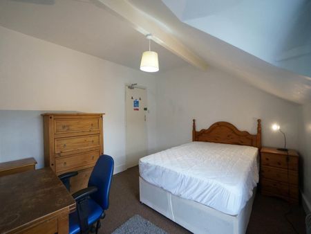 5 Craig-Y-Don Road - Photo 2