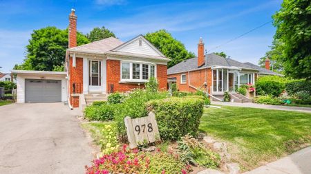 For Lease - 978 Pharmacy Avenue Unit# Bsmt-Room, Toronto, Ontario - Photo 5