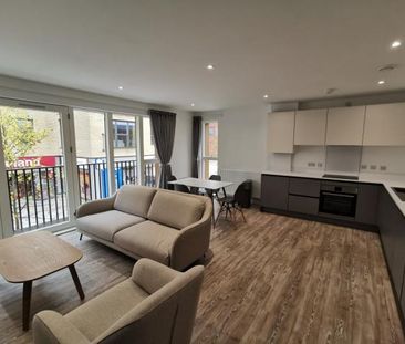 2 bedroom flat to rent - Photo 2