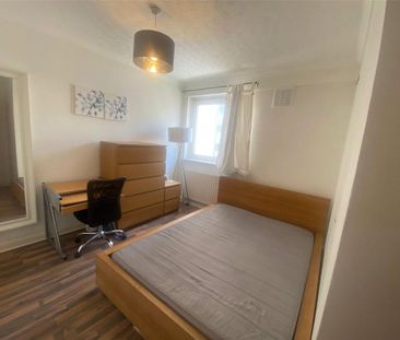 5 bedroom property to rent - Photo 3