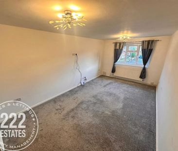 St. Peters Way - Warrington - WA2 - Photo 3