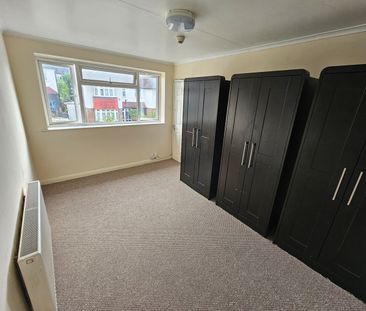 Bedsit, London, SE27 - Photo 1