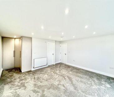4 bedroom penthouse to rent - Photo 6