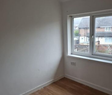 2 bedroom semi-detached house to rent - Photo 6