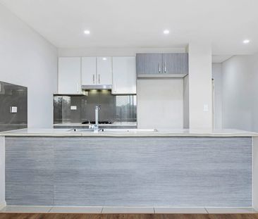 Modern Apartment in the Heart of Quakers Hill - Photo 1