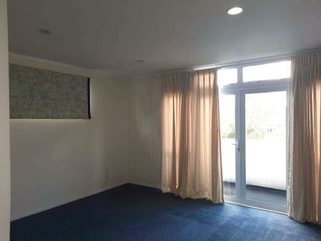 Greenwoods Corner - Photo 5