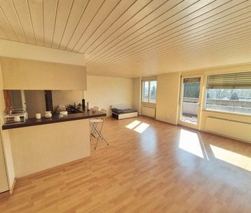 Attika Wohnung Single oder zu zweit? - Photo 1