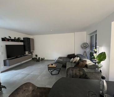 Wohnen Mit Wohlfühlfaktor – Schöne Wohnung Mit Wintergarten In Osna... - Foto 1