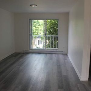 Appartement à louer 4 et demi - Vieux Longueuil - Photo 2