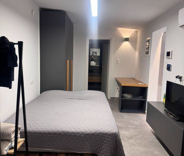 Studio/Γκαρσονιέρα για ενοικίαση Θυμάρι (Παλαιά Φώκαια) - Φωτογραφία 5