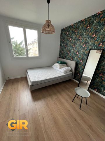 Location Maison 1 pièce 66m² RENNES 35000 - Photo 2