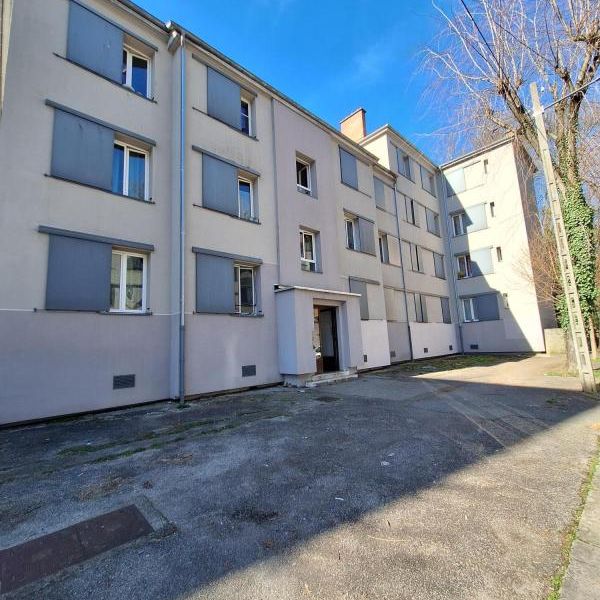 T3-8 BOULEVARD GALLIENI 38100 GRENOBLE - Photo 1