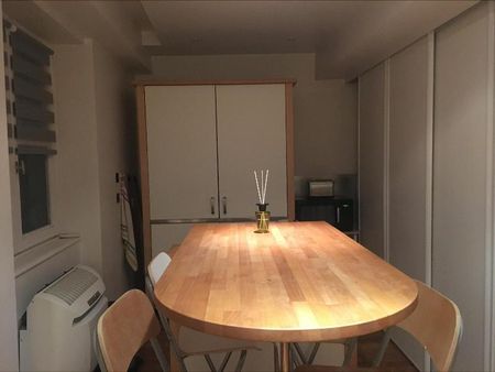 Location Appartement 1 pièce 33m² LYON 2ème - Photo 5