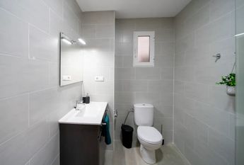 Calle Doctor Juan José Dominé, Valencia, Valencian Community 46011