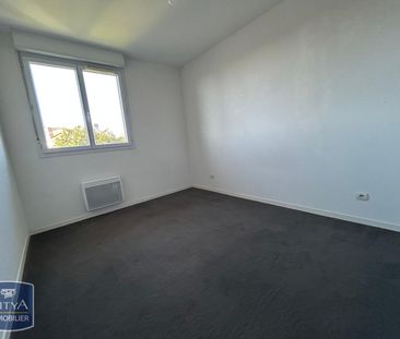 Location Appartement 3 pièces 57m² SOYAUX 16800 - Photo 3