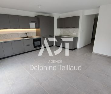Location Appartement 3 pièces 62m² CORENC 38700 - Photo 4