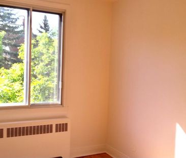 4 1/2 Cote des Neiges chauffé/heated - Photo 1