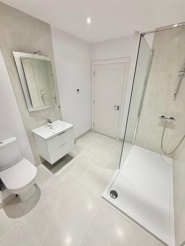 110a Causeway Street, Portrush, BT56 8AE - Photo 5