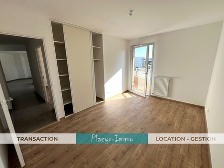 Location Appartement 3 pièces 84m² - Photo 2
