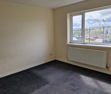 4 bedroom terraced house to rent - Photo 4