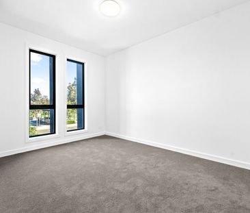 Brand new apartment in central Oran Park location - Photo 4
