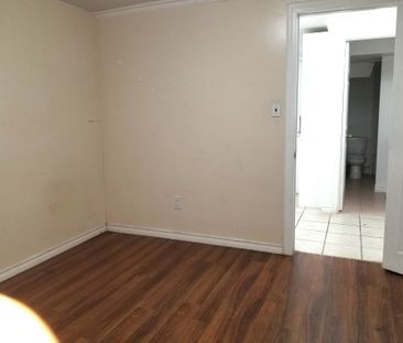 For Lease - 182 Confederation Drive Unit# Basement-1, Toronto, Ontario - Photo 2