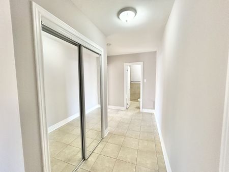 For Lease - 9 Thirty Third Street Unit# 211, Toronto, Ontario - Photo 3