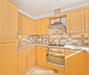 1 bedroom maisonette to rent - Photo 5