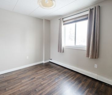 🏡 1 Bedroom - Photo 2