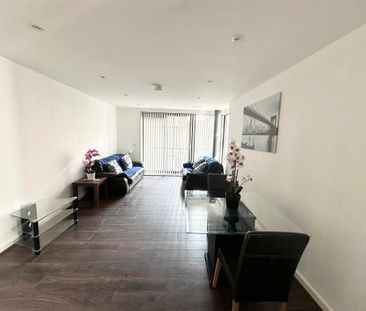 2 bedroom apartment to rent - Photo 4