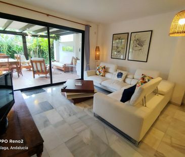 Apartment in Puerto Banús, Costa del Sol - Photo 6