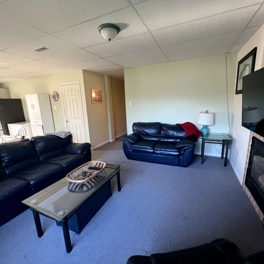 For Lease - 22 Lawton Court, Orangeville, Ontario - Photo 1