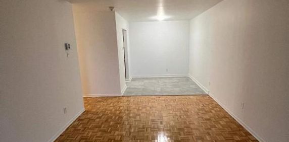 2 CH - 1 SDB - Laval - $1,300 /mo - Photo 2