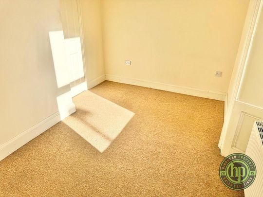 1 bedroom ground floor flat to rent - Photo 1