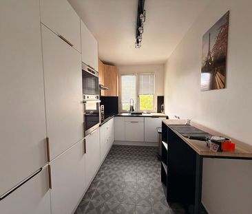 Location Appartement 4 pièces 86m² - Photo 3