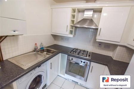 2 bedroom flat to rent - Photo 5