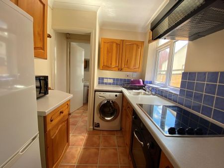 2 bedroom terraced house to rent - Photo 5