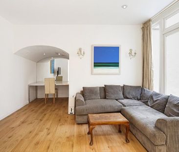 3 bedroom maisonette to rent - Photo 2